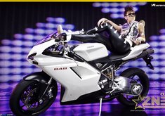 安卓摩托车 机车 日韩 组合 2NE1手机壁纸