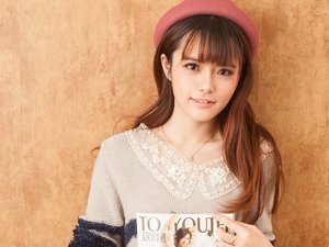 安卓美女 孔一红 N女郎 YOU物馆 性感 湖南农大校花 孔一红一朵小花kyh YOU物公馆官博手机壁纸