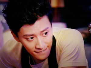 安卓男明星 乔任梁手机壁纸