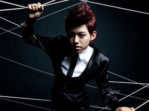 安卓男明星 日韩 申东浩 组合 U-KISS手机壁纸
