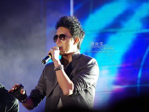 安卓男明星 韩庚 组合 SuperJunior手机壁纸