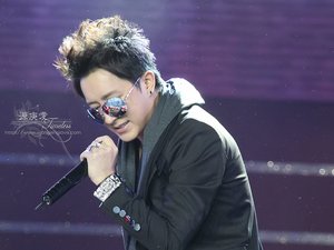 安卓男明星 韩庚 组合 SuperJunior手机壁纸