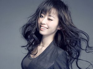 安卓女明星 张靓颖 美女手机壁纸