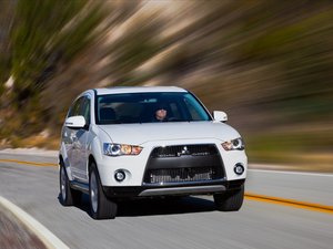 安卓三菱 Mitsubishi Outlander GT 汽车手机壁纸