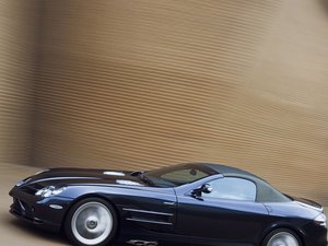 奔驰 SLR McLaren Roadster 汽车