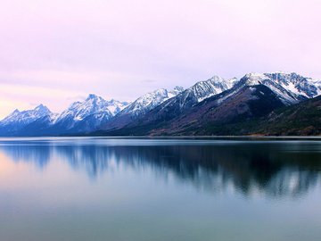 风景 湖面 山川 摄影