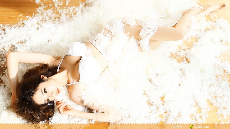 安卓手机美女 360宝贝 李乔丹 性感女神 写真 美腿高清壁纸