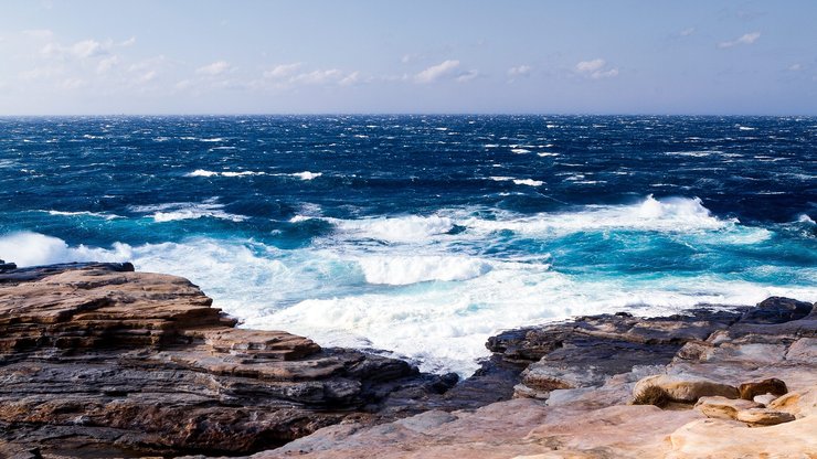 安卓手机风景 海洋 礁石 海浪高清壁纸
