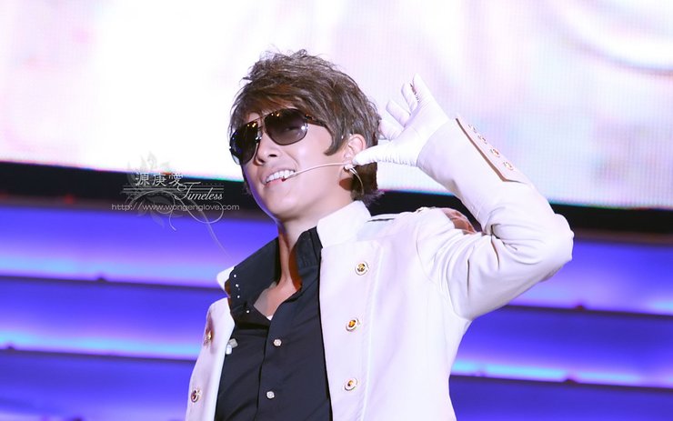 安卓手机男明星 韩庚 组合 SuperJunior高清壁纸