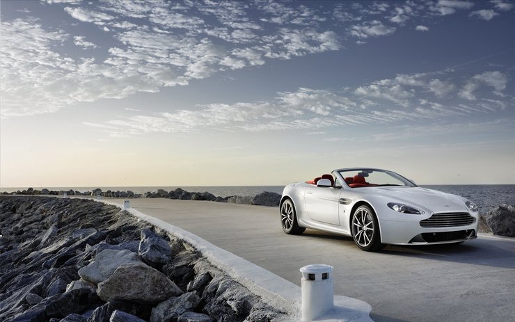 安卓手机ASTON MARTIN 阿斯顿 马丁 汽车 轿跑 宽屏高清壁纸